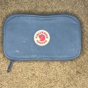 Fjallraven Kanken travel wallet